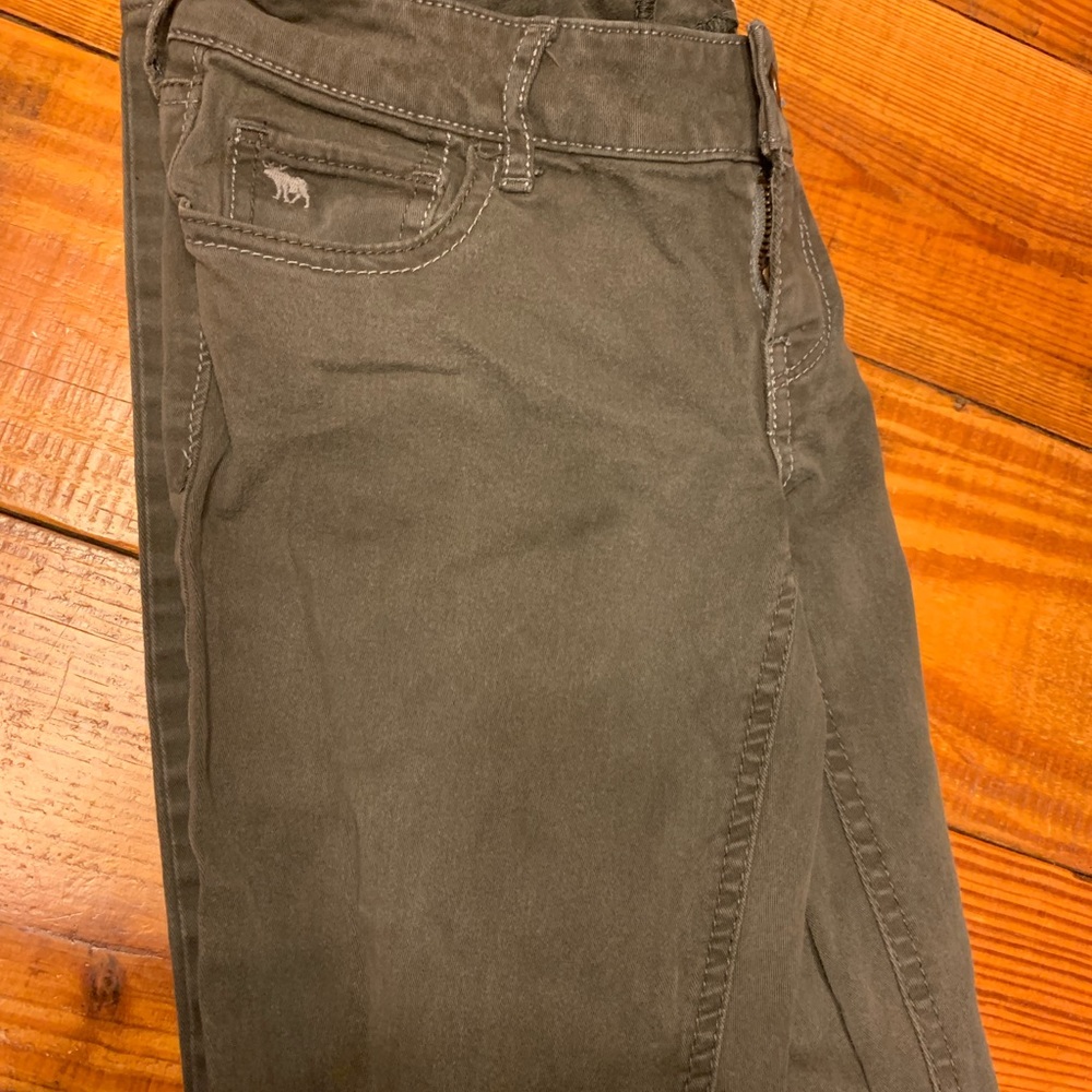 Abercrombie Kids size 14 Skinny Pants Olive Green